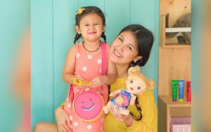 Sharena 'Diusir' Gara-gara Pro-Kontra Tindik Telinga Bayi Baru Lahir: Logikanya Emang Suka Kebalik
