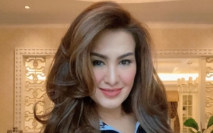 Liza Natalia Malah Pamer ke Luar Negeri Bareng Keluarga Saat PPKM Darurat, Auto Banjir Protes