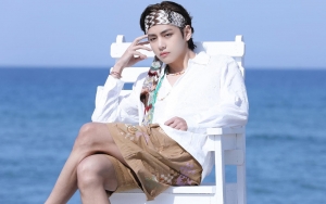 Outfit V BTS di Acara Musik Jepang Dinilai Jelek, Stylist Lagi-Lagi Jadi Sasaran Kritik