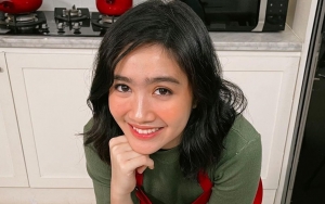 Febby Rastanty Girang Umumkan Negatif Covid-19, Lakukan Hal Manis Ini Langsung Dapat ‘Ceramah’