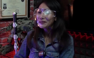 Putri Wenny Ariani Tanya Begini Saat Lihat Fotonya Digendong Rezky Aditya