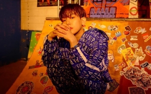 Sedang Wamil, Baekhyun EXO Sapa Fans Rayakan Ultah Debut Solo