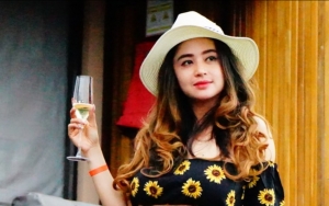Dewi Persik Lincah Joget TikTok, Beri Respon Pedas Didesak Segera Punya Anak Karena Sudah Tua