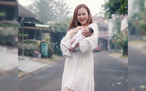 Mantan Suami Disebut Kena Karma, Begini 7 Potret Keseharian Ratu Rizky Nabila dan Sang Buah Hati
