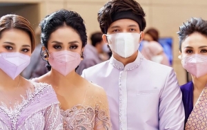 Ayah Krisdayanti Meninggal Dunia, Yuni Shara Hingga Aurel Hermansyah Menangis