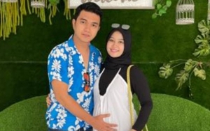 Aldi Taher Umumkan Pisah Ranjang Saat Istri Cantik Hamil 7 Bulan, Endingnya Membagongkan!