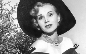 Aktris Zsa Zsa Gabor Baru Dimakamkan Meski Sudah 5 Tahun Meninggal, Alasannya Mengejutkan!