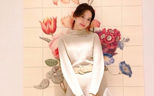 Antara Jas Atau Gaun dan Rambut Panjang atau Pendek, Yoona Girls' Generation Pilih Mana?