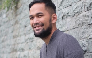 Pilih Hijrah, 7 Foto Artis Tampan Ini Jadi Inspirasi Generasi Muda
