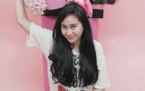Denise Chariesta Pemotretan Bareng Gajah, Bikin Emosi Netter Lewat Pernyataan Ini