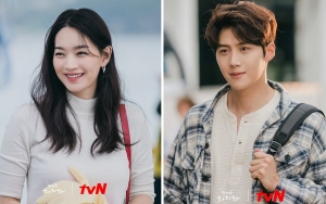 Bak Takdir, Kim Seon Ho dan Shin Min A Bertemu di Tepi Pantai 'Hometown Cha-Cha-Cha'