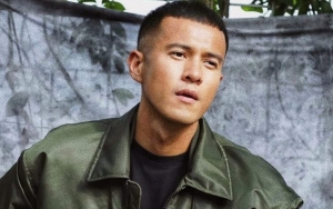 Reaksi Menohok Herjunot Ali Saat Netizen Minta Belikan Ban Motor