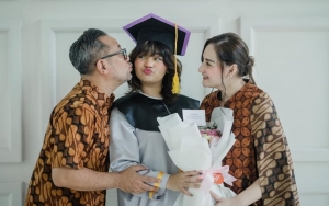 Mona Ratuliu Masih Bingung, Si Putri Sulung Bikin Proposal Demi Izin Beli Barang Mahal Ini