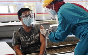 Pengunjung Pasar Hingga Mal di Jakarta Wajib Divaksin COVID-19, Kecuali Orang-orang Ini