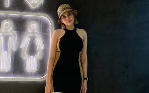 Nikita Mirzani Sentil Aksi Berbikini Dinar Candy, Malah Disindir Balik Soal Pernah Buka Baju di Mall