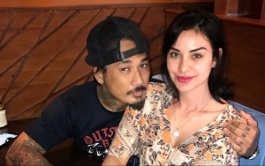 Jerinx SID Jadi Tersangka, Nora Alexandra Rupanya Sudah 'Pasang Badan' Demi Suami Sebelum Putusan