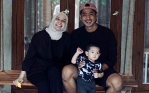 Foto Candid Suami dan Anak, Putri Anne Bongkar Kebiasaan Arya Saloka Pagi Hari Sweet Banget