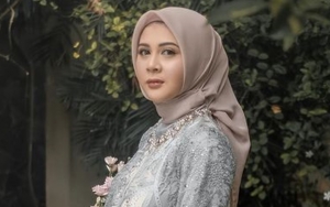 Kesha Ratuliu Ungkap Kronologi Ibu Tiri Meninggal Dunia Karena Covid-19 Usai Melahirkan