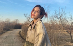 Jeon Somi Nangis Akui Sedang Tak Sehat, Bodi Kurus Bikin Fans Khawatir