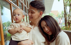 Marcell Darwin dan Istri Nangis Usai Bibir Hingga Kaki Anak Sempat Bengkak, Kondisi Terbaru Diungkap