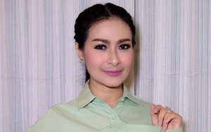 Iis Dahlia Ngomel-Ngomel Gegara Wajahnya Diejek Mirip Pria, Tantang Netizen Adu Penampilan