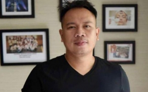 Vicky Prasetyo 'Komitmen' Kurangi Dekat Dengan Wanita Lain Usai Kalina Oktarani Keguguran