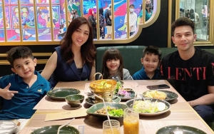 Dhena Devanka Tampak Kuat Hadapi Masalah Rumah Tangga, Ungkap Definisi Bahagia Versinya