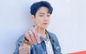 Jungkook BTS Posting Selfie Uwu Jelang Ultah, Minta ARMY Lakukan Ini