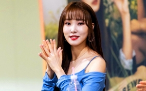 Yuju Eks G-Friend Resmi Gabung Agensi Kang Daniel