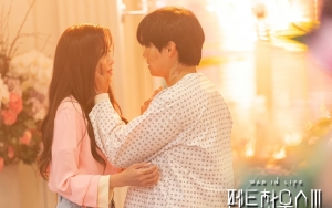 Lee Ji Ah Minta Park Eun Seok Beri Cincin Tunangan Lebih Besar Saat Syuting 'Penthouse 3'