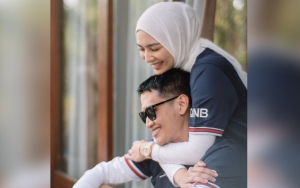 Rezky Aditya Cuek Bukti Pangku 'Putri Kecil' Viral, Sosok Ini Ancam Soal Foto Syur Pemersatu Bangsa?