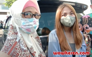 Ibu Jeff Smith Puji Selangit Aisyah Aqilah: Mantu yang Baik