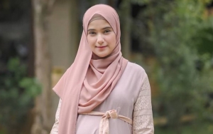 7 Gaya OOTD Nadya Mustika Rahayu Syar'i Hingga Stylish