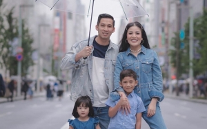 Ngakunya Kangen, Putra Nindy Ayunda Diduga Kena Doktrin Untuk Benci Ayah?