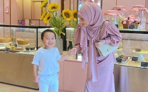 Sahabat Ustaz Arifin Ilham Sebut Larissa Chou Diajak Nikah Bos Tambang, Fans: Mantan Nangis Nyesel