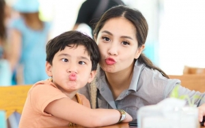 Nagita Slavina Panik Saat Coba Mesin Popcorn, Aksi Rafathar Ini Justru Jadi Sorotan