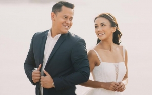 Melanie Putria Minta Izin Nikah di Pusara Istri Calon Suami, Akui Pedih Saat Dengar Cerita Mendiang