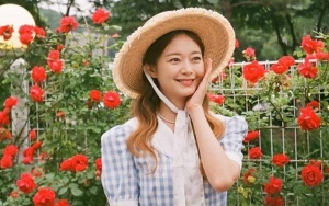 Jeon So Min Pakai Gaun Seksi Bak Model Jadi Perbincangan Rekan Selebriti