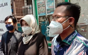 Ririn Dwi Ariyanti dan Aldi Bragi Masih Satu Rumah, Kuasa Hukum 'Adem' Saling Berdampingan