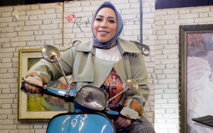 Melly Goeslaw Edit Foto Bak Tampil di Met Gala, Gaya Busana Dipuji Tak Kalah Dari Seleb Ternama
