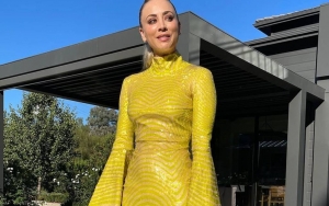 Emmy Awards 2021: Kaley Cuoco Tampil Menawan Di Red Carpet Usai Umumkan Akan Bercerai Dengan Suami