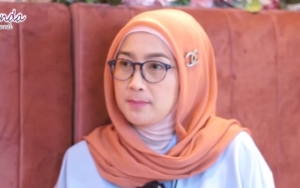 Ingin Menikah, Desy Ratnasari Tegas Tolak Pria Muda dan Single