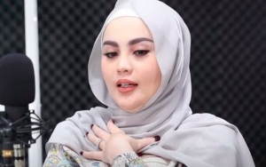 Jennifer Dunn Unggah Foto Bareng Suami, Caption Adem Malah Kena Nyinyir