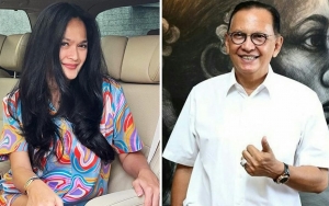 Ada Donna Harun Dan Roy Marten, 8 Potret Artis Badass Meski Telah Kakek-Nenek