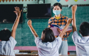 Banyak Siswa Terpapar COVID-19, PTM Terbatas Dinilai Jadi Sebuah Dilema