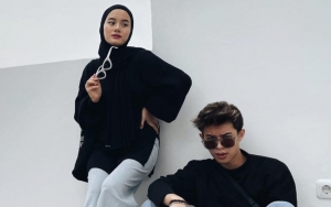 Rey Mbayang Usil Ganggu Dinda Hauw Saat Foto, Endingnya Malah Bikin Baper