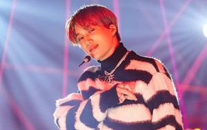 Niatnya Pamer Baju Baru, Kai EXO Malu Berat Pakai Kostum Seksi Keliling Kota