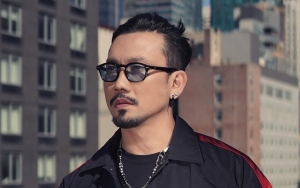 7 Pesona Manly Abis Denny Sumargo Yang Viral Bikin Sayembara Berhadiah