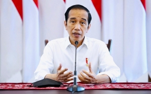 Gelombang Ketiga Mengancam, Jokowi Larang Senang-Senang Berlebihan Walau Sudah Divaksin