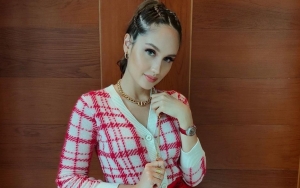 Anti Jaim-Jaim Club, Cinta Laura Justru Bangga Pakai Kalung Seharga Kurang Dari Rp 100 Ribu